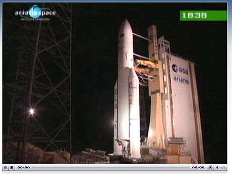 Ariane 5 na startu 9.4.2010 - uvnit Astra 3B a COMSATBw-2