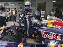 Mark Webber se v Malajsii radoval z prvnho kvalifikanho triumfu sezony.