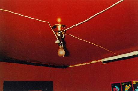 Pioneers of Color: Egglestonova rovka na rudm strop (Greenwood, Mississippi (Red Ceiling), 1973)