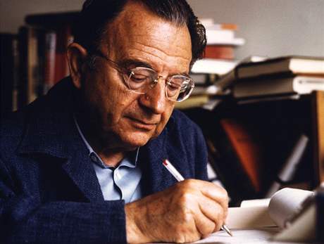 Erich Fromm (1900-1980), nmeck  a americk psycholog  a humanistick  filosof a sociolog. 