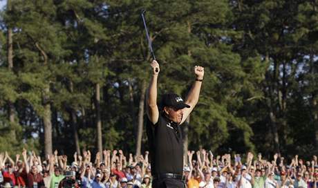 Phil Mickelson vtz v US Masters 2010.