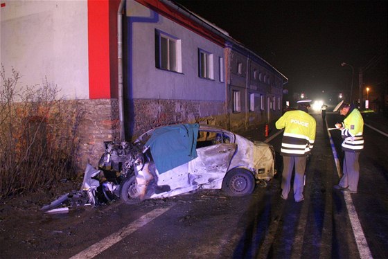 Tragická nehoda v Ústí u Vsetína (15.4.2010)