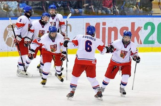 Budou mít estí hokejisté do 18 let po utkání s Finskem dvod k radosti?
