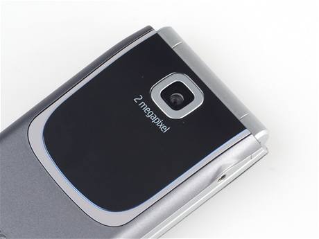 Nokia 7020 fold