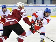 Jeden  eskch hokejist do 18 let Tom Filippi stl v utkn proti Lotysku.
