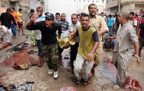 Bagdádem otásla série výbuch (23. dubna 2010)