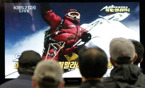 DKAZ! Korejská horolezkyn O Un-sun vylezla na vech 14 osmitisícovek.