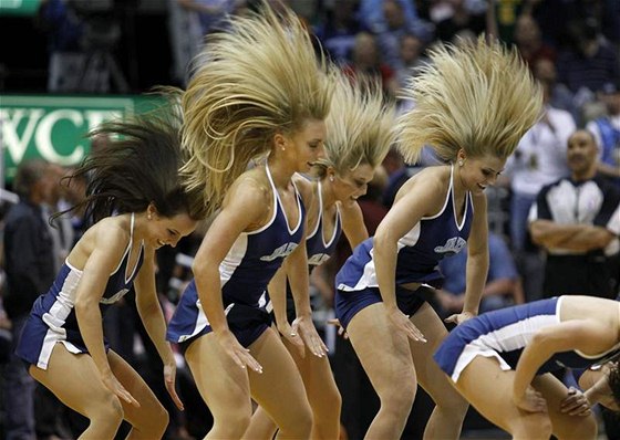 TAK SE TANÍ V UTAHU. Cheerleaders Jazz