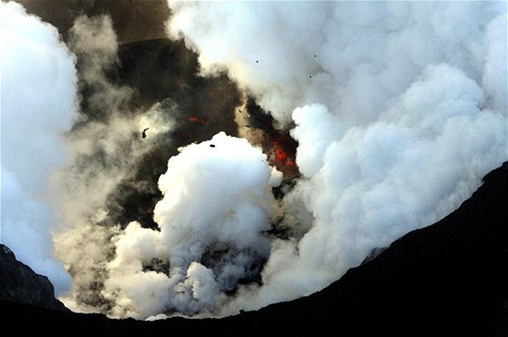 Islandská sopka Eyjafjallajökull zkomplikovala ivot v celé Evrop