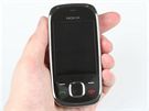 Recenze Nokia 7230 telo