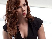 Z filmu Iron Man 2 (Scarlett Johanssonov)