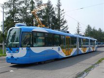Obousmrn tramvaj Vario LF3/2