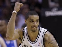 George Hill ze San Antonia Spurs byl hvzdou tvrtho duelu proti Dallasu Mavericks