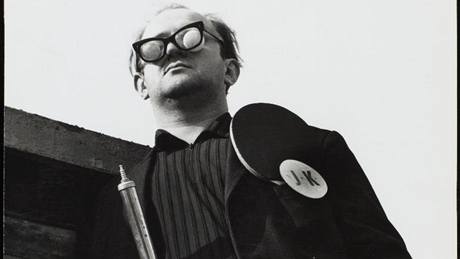 Písliby minulosti - Július Koller: U.F.O.- NAUT J.K.A (U.F.O.), 1970. Photographie, NB.