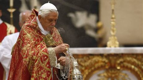 Pape promluvil pi záduní mi eského kardinála Tomá pidlíka