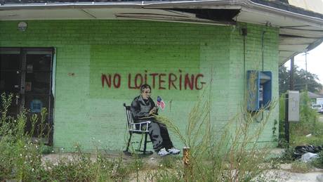 Banksy - graffiti  na Lower 9th Ward,  New Orleans, 2008