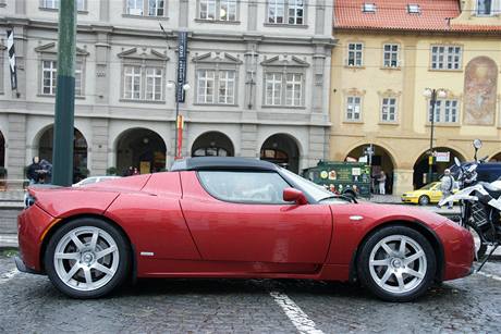 Den elektromobility - Tesla Roadster