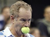 John McEnroe na veternskm turnaji v Bostonu (2010)