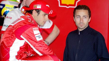 Felipe Massa (vlevo) a jeho manaer Nicolas Todt