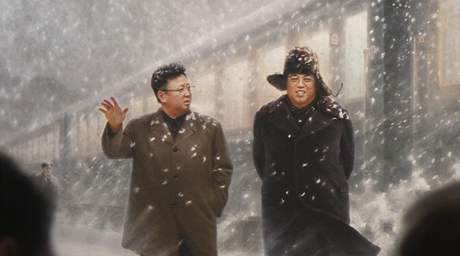 Obraz "Spolen na cest lidu" na vstav severokorejsk propagandy ve Vdni