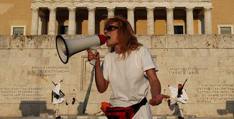Úspory se lidem pod Akropolí nelíbí. Je toti tké si piznat, e situace je neudritelná