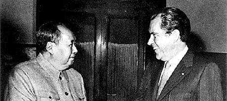 Pedseda komunistick strany v n Mao Ce-tung a prezident USA Richard Nixon na svm jednn v noru 1972.