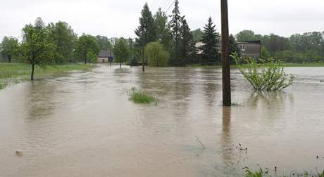 V Petrovicch u Karvin od 16. kvtna odpoledne plat 3. stupe povodov aktivity - stav ohroen.