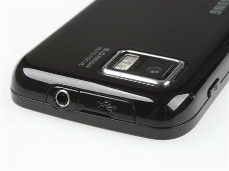 Recenze Samsung Omnia II detail