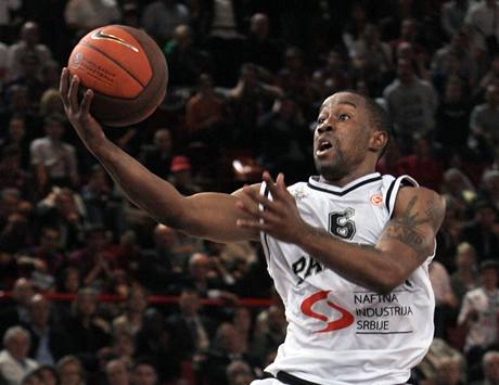 Bo McCalebb (6) z Partizanu Blehrad 