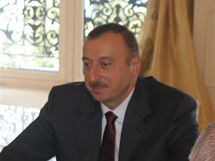 Prezident zerbjdnu Illham Alijev pi jednn s Janem Kohoutem (14. kvtna 2010)