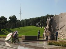 Hrobka zerbjdnskho prezidenta Hejdara Alijeva v Baku