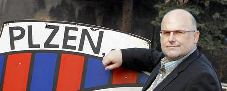 Nezvstný podnikatel Miroslav Kí byl místopedsedou fotbalového svazu a majitelem plzeského klubu.