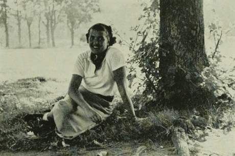 Lady Luisa Abrahams jet jako Luisa Raudnitz Kramerov v pestvce golfov hry v roce 1937.