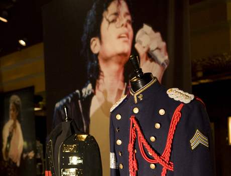 Výstava osobních vcí Michaela Jacksona
