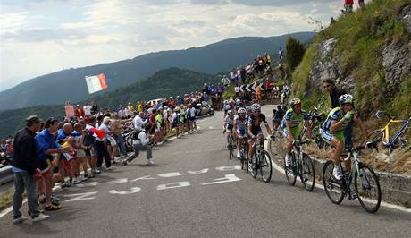 Italsk cyklista Vincenzo Nibali v ele.