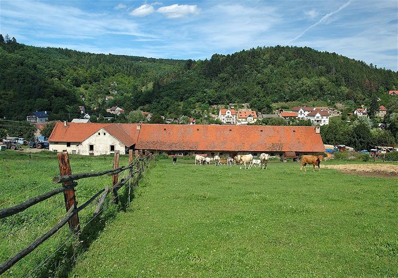 Cyklovýlet na Karltejn. Údolí varcovy a Solopisky