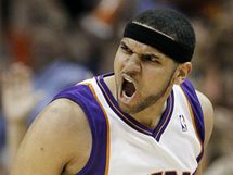 Jared Dudley z Phoenixu Suns se raduje bhem utkn s LA Lakers