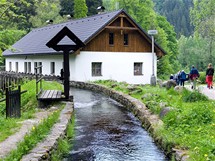 umava, vodn kanly pro ekovu pilu na Vyde, Jelenov