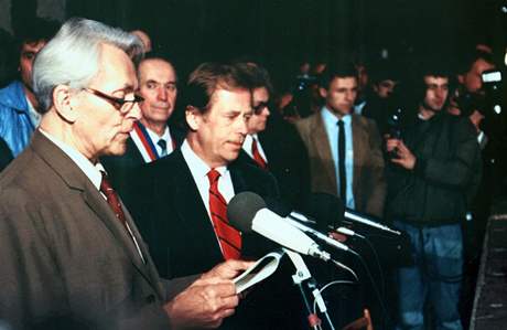 Vclav Havel ve Zln, bezen 1990