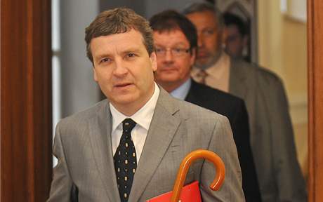Radovan Novotn a Ale Kvapil u Krajskho soudu v Brn (2. ervna 2010).