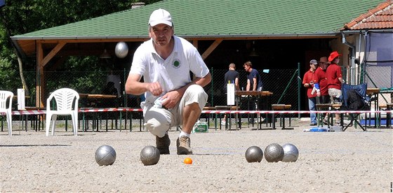 V Olomouckém kraji je moné o nynjích volných dnech vyrazit napíklad na Nám욝ské koule, u desátý roník turnaje v pétanque. (ilustraní snímek)