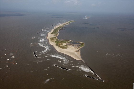 Bariérový ostrov Raccoon ped pobeím Louisiany v Mexickém zálivu 