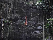 Red Bull Cliff Diving na Yucatánu