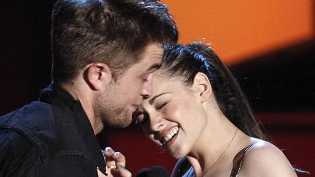 Kristen Stewartová a Robert Pattinson Kristen Stewartová a Robert Pattinson