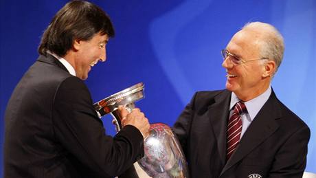 Výjimečné setkání Anton Ondruš a Franz Beckenbauer. Výjimečné setkání Anton Ondruš a Franz Beckenbauer.