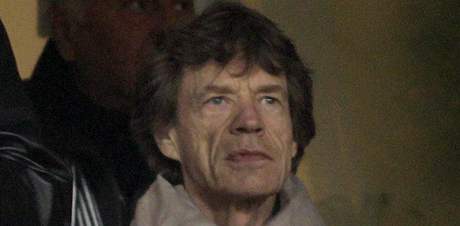 Mick Jagger, slavn len skupiny Rolling Stones, navtvil v JAR tak  osmifinle mezi Brazli a Chile.
