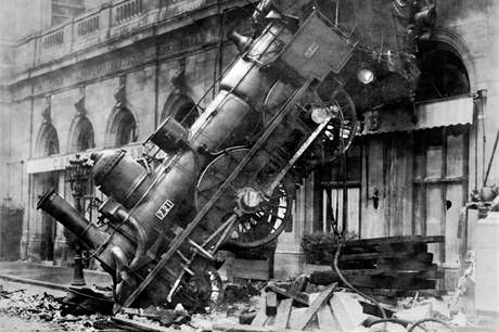 Vlaková nehoda na paíském nádraí Montparnasse (22. íjna 1895)