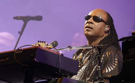 Glastonbury 2010: Stevie Wonder