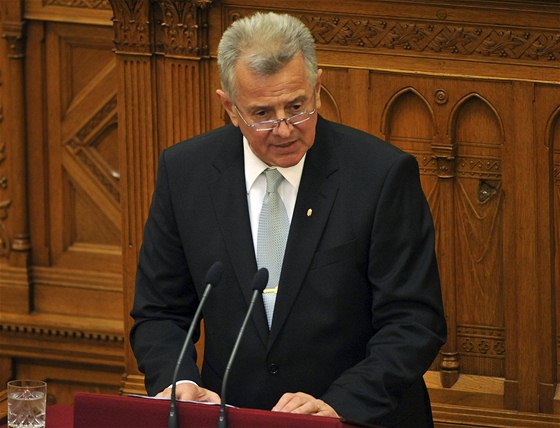 Nov zvolený maarský prezident Pál Schmitt (29. ervna 2010)