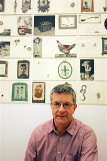 Britsk spisovatel, editor a kurtor Rick Poynor